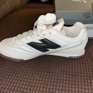 New Balance RC 42 unisex lifestyle sneaker